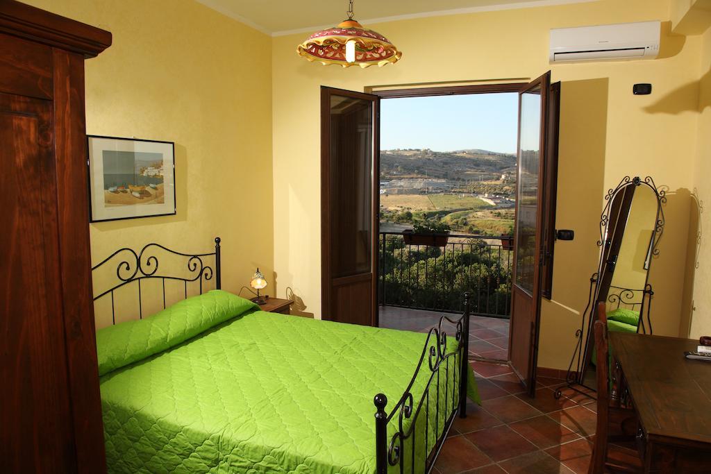 Villa Del Saraceno Realmonte Habitación foto